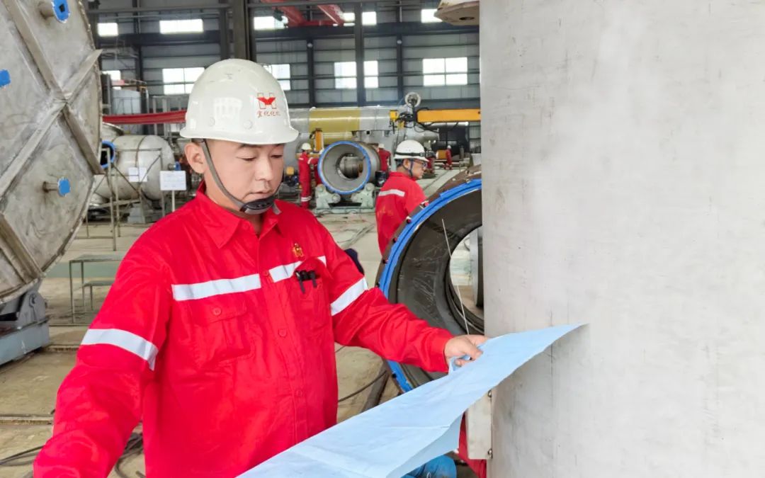 【宜化榜樣】化機(jī)公司杜國圣：加強(qiáng)班組管理，用實(shí)干詮釋擔(dān)當(dāng)(圖4)
