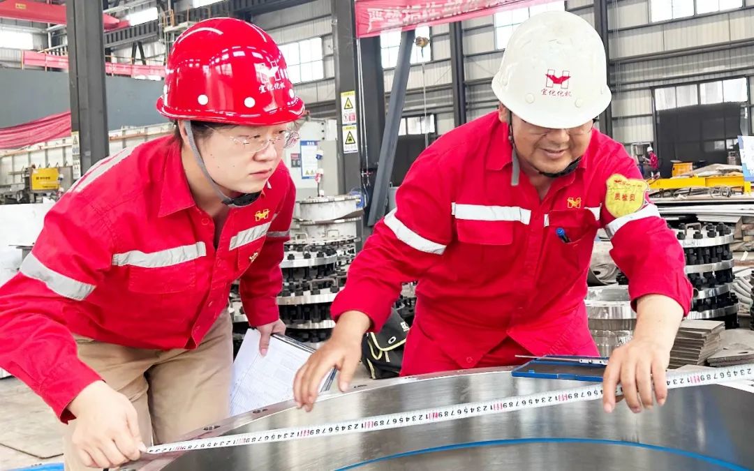 【宜化榜樣】化機公司牛艷嬌：恪盡職守勇?lián)?，廉潔自律揚清風(圖5)
