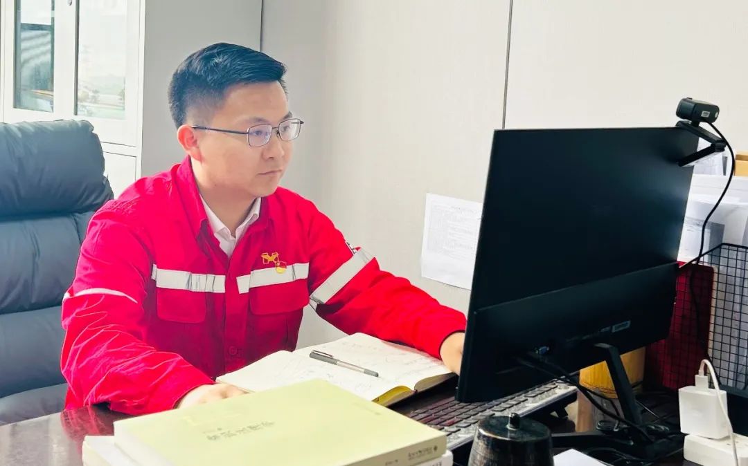 【宜化榜樣】化機公司田波:牢記職責使命,維護企業(yè)利益(圖4) 【宜化榜樣】化機公司田波:牢記職責使命,維護企業(yè)利益(圖4)