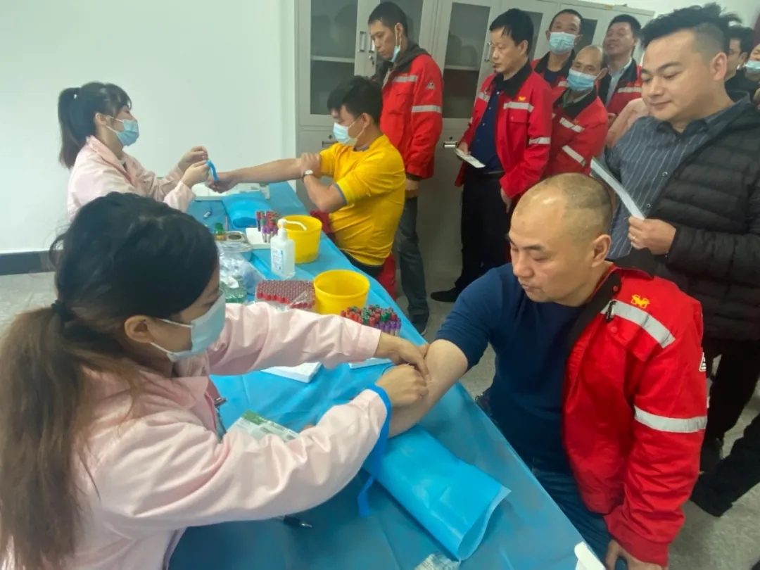 宜化化機:關愛職工健康 開展職業(yè)健康體檢(圖3) 宜化化機:關愛職工健康 開展職業(yè)健康體檢(圖3)